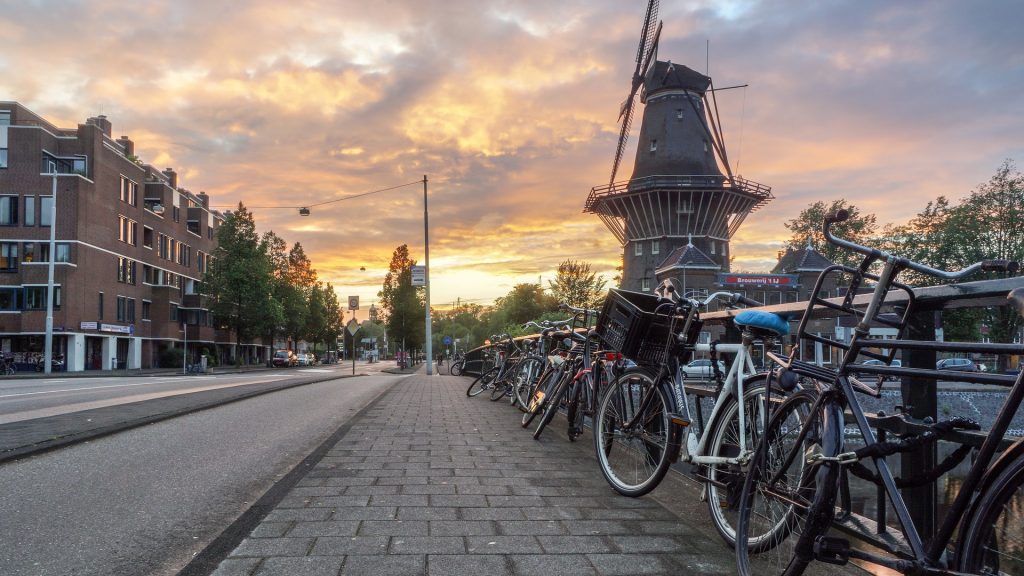 Bicicletas na cidade de Amsterdam