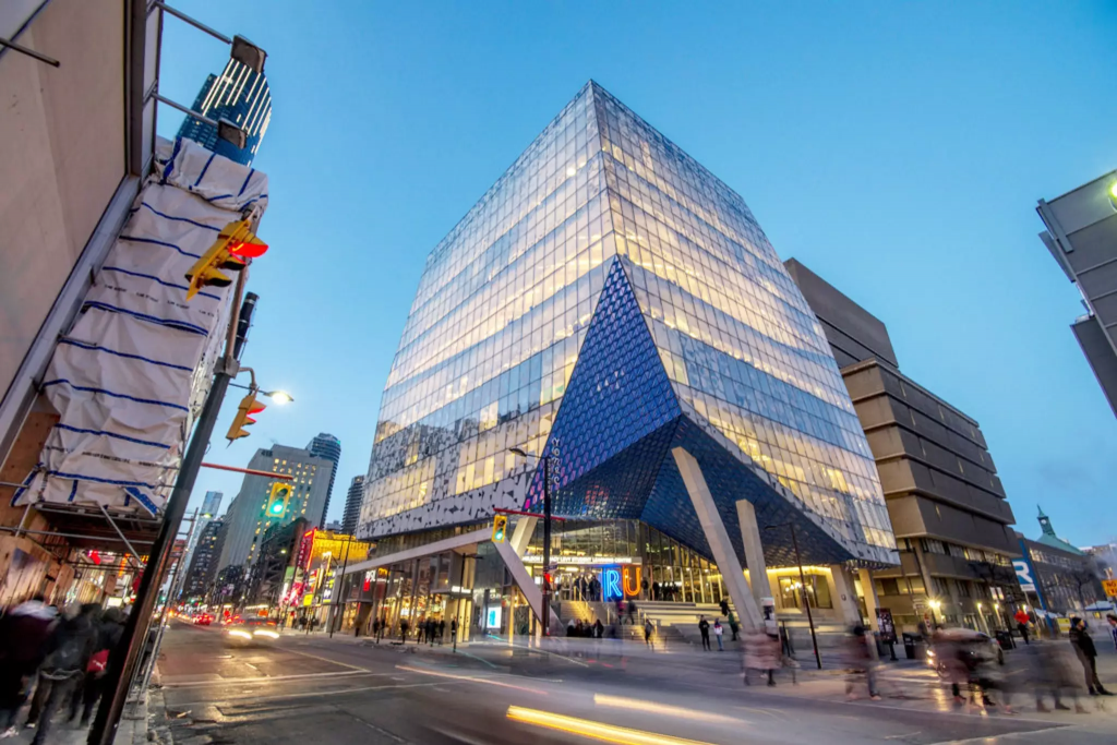 Ryerson University: Curso de moda no exterior