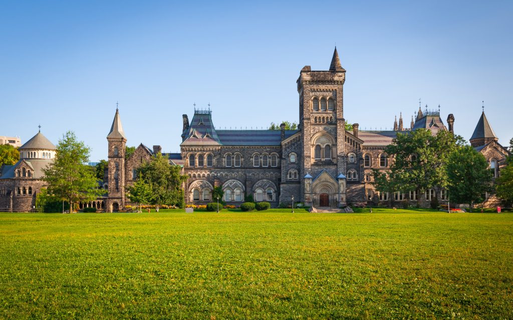 1° lugar: University of Toronto - Toronto, Canadá