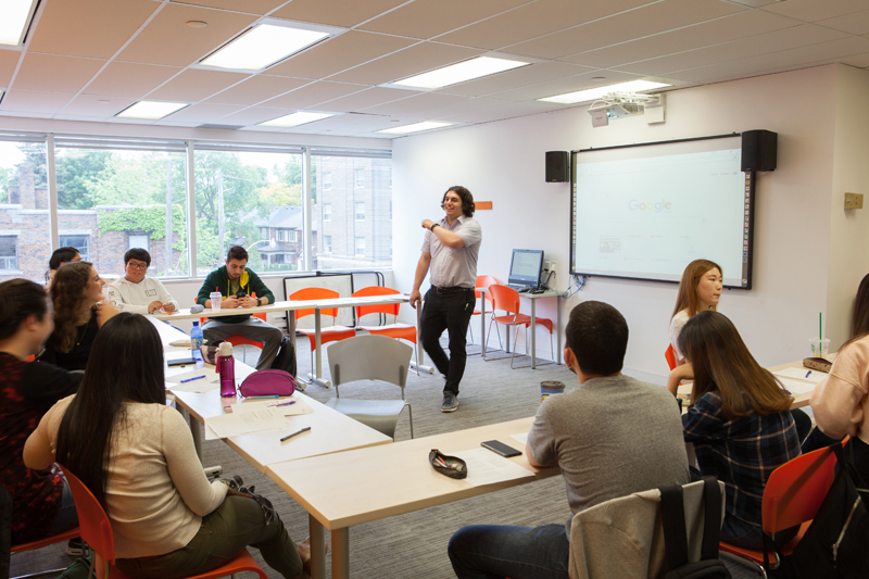 Instituições de ensino renomadas para estudar inglês no Canadá